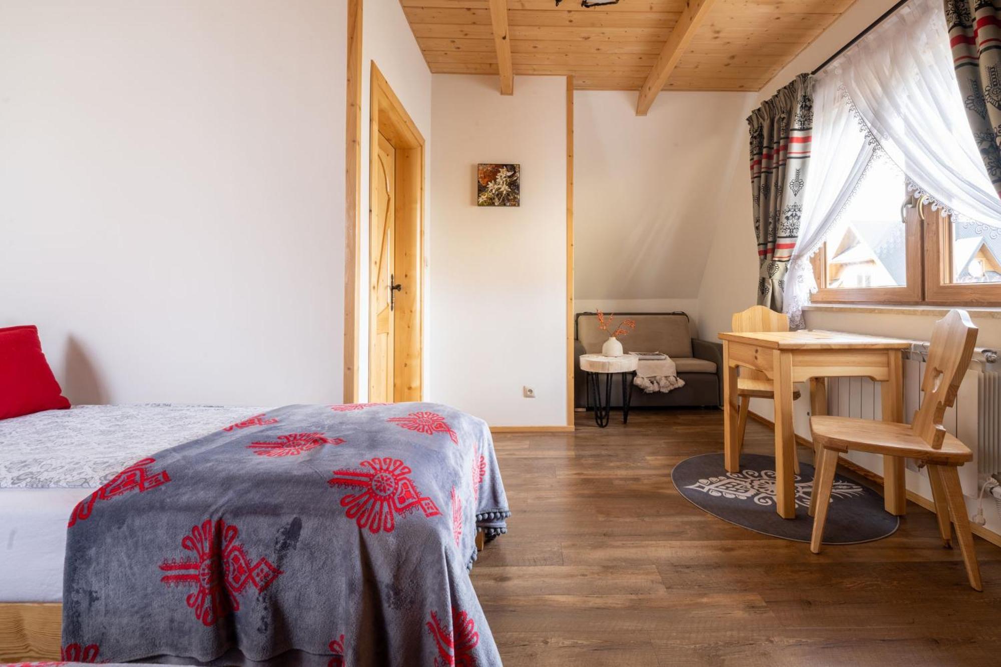 Lux-House & Jacuzzi Sauna - Zakopane — Zdjęcia 3